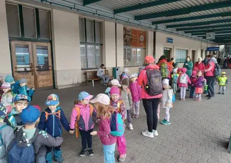 ŠKOLNÍ VÝLET POTŠTEJN