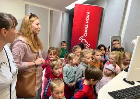 NÁVŠTĚVA RÁDIA ČERNÉ HORY- Broučci