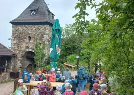 ŠKOLNÍ VÝLET POTŠTEJN