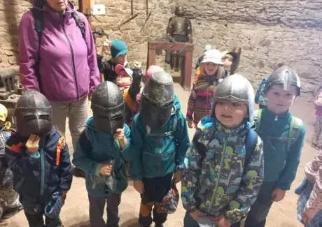 ŠKOLNÍ VÝLET POTŠTEJN