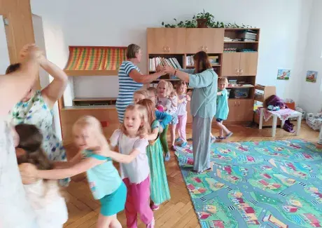 PŘESPÁVÁNÍ V MŠ + ROZLOUČENÍ S PŘEDŠKOLÁKY