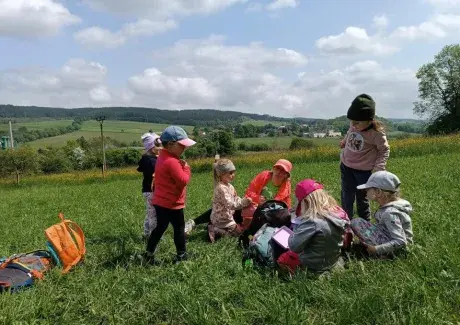 ŠKOLNÍ VÝLET POTŠTEJN