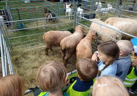 DOŽÍNKY ZÁŘÍ 2023