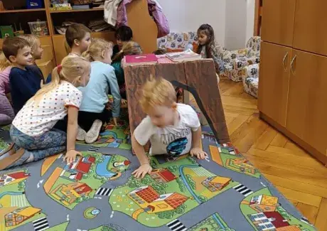 POVÍDÁNÍ O JEŽKU A NETOPÝROVI (záchranná stanice Jaroměř)