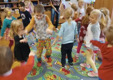 POVÍDÁNÍ O JEŽKU A NETOPÝROVI (záchranná stanice Jaroměř)