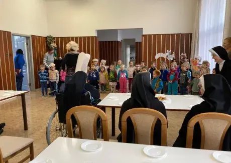 NÁVŠTĚVA U SESTŘIČEK 2024