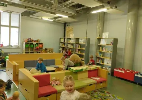 NÁVŠTĚVA MĚSTSKÉ KNIHOVNY II.