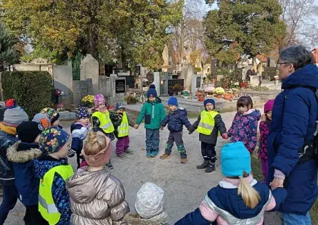 NÁVŠTĚVA HŘBITOVA NA POUCHOVĚ 2024