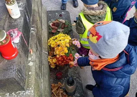 NÁVŠTĚVA HŘBITOVA NA POUCHOVĚ 2024