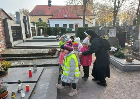 NÁVŠTĚVA HŘBITOVA NA POUCHOVĚ 2024