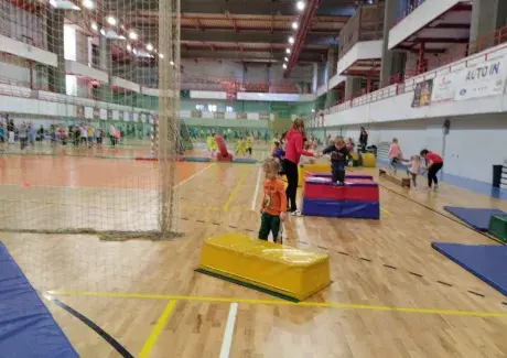 ŠKOLNÍ TURNAJ VE VYBÍJENÉ + MIKULÁŠ 2024