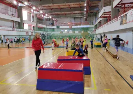 ŠKOLNÍ TURNAJ VE VYBÍJENÉ + MIKULÁŠ 2024