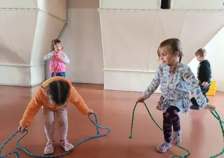 ŠKOLNÍ TURNAJ VE VYBÍJENÉ + MIKULÁŠ 2024