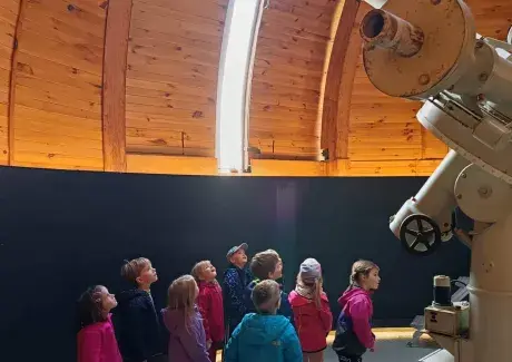 HVĚZDÁRNA 2025