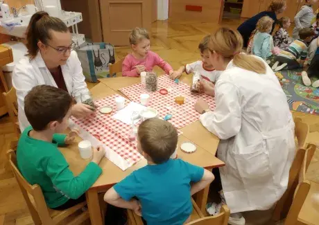 MEDVÍDKOVA NEMOCNICE